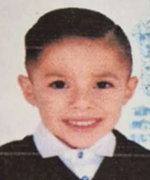 ETHAN DOMINGUEZ MEDIO