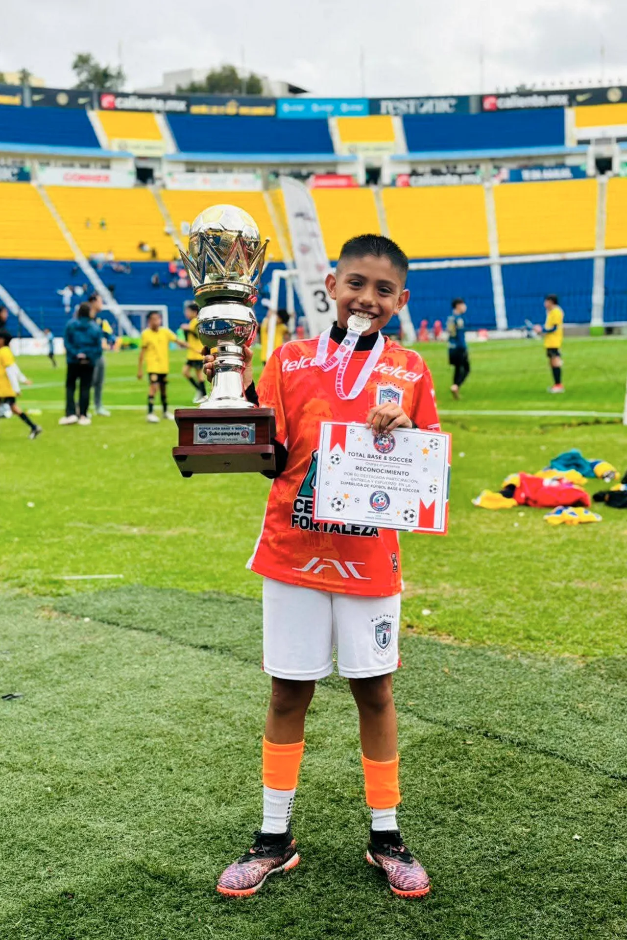 SEBASTIAN-BUENROSTRO